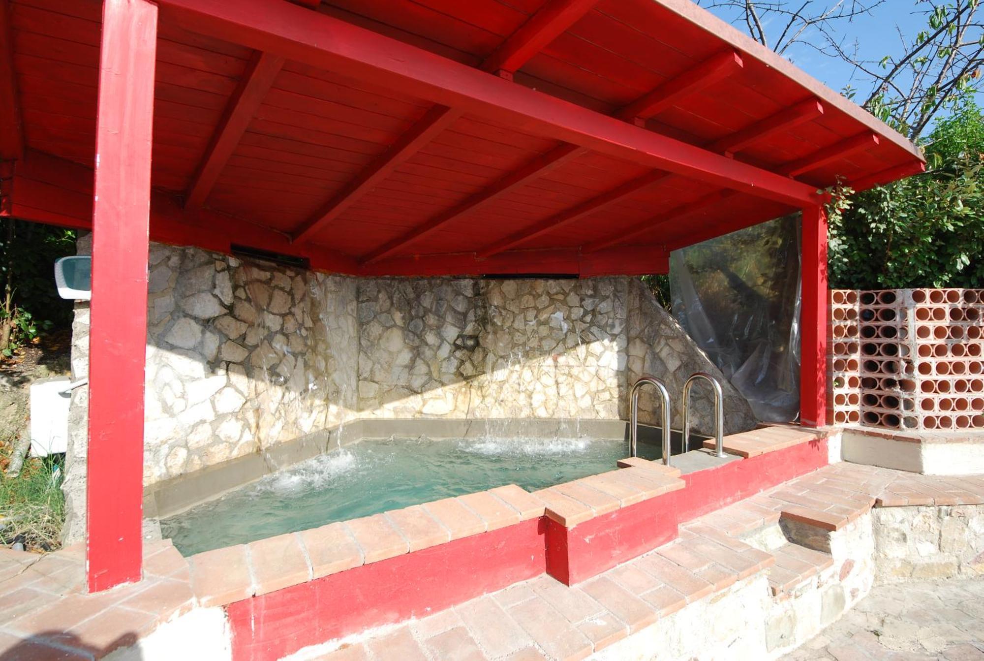 Spoleto By The Pool Pensionat Exteriör bild